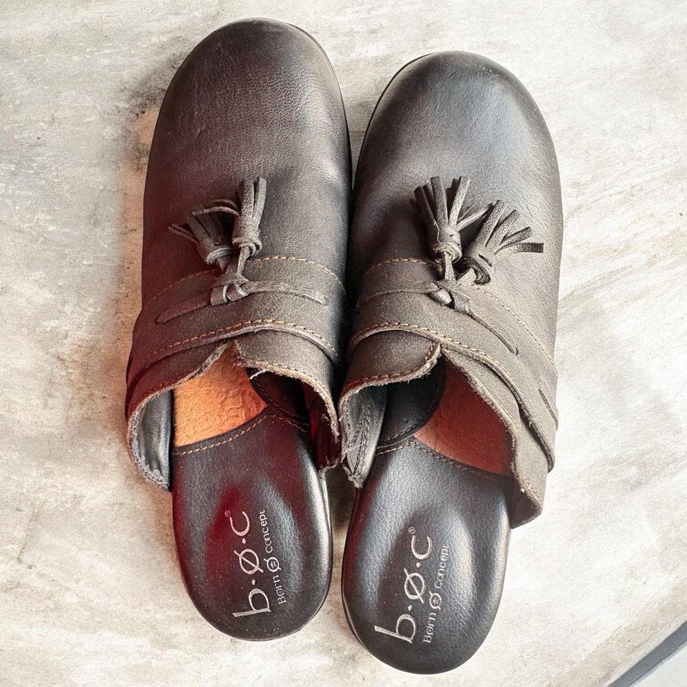 b.o.c. Black Leather Tassel Slip-On Clogs